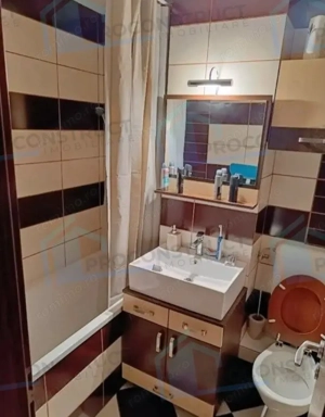 APARTAMENT COCHET CU 3 CAMERE, DECOMANDAT, ZONA COMPLEX STUDENTESC - imagine 8