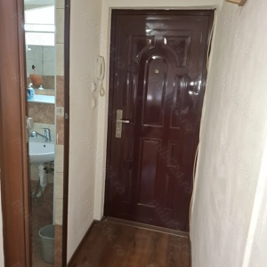 Garsoniera de vinzare - imagine 4