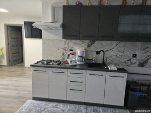 Camera regim hotelier cu jacuzzi în vila parcare privata. Se închiriază tot nivelul de jos 80m - imagine 10