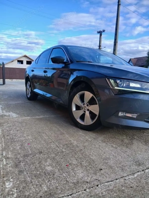 Vand Skoda Superb - imagine 2
