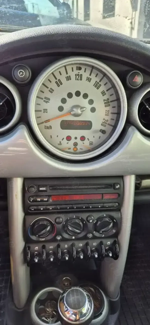 Vând Mini Cooper an 2002 - imagine 4 Vând Mini Cooper an 2002 - imagine 4