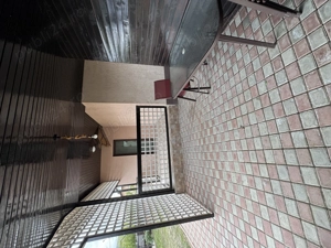 Casă modernă cu grădină mare de închiriat în Șag   la doar câteva minute de Timișoara! - imagine 9