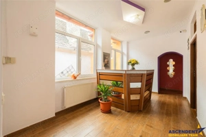 Casa pretabila: rezidential  comercial  servicii  Central, Fagaras - imagine 3