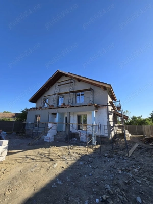 Casa superba, spatioasa in centrul Giarmatei, design deosebit, duplex - imagine 2