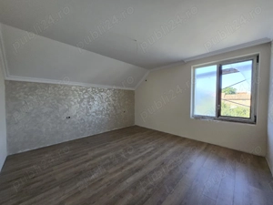 Casa superba, spatioasa in centrul Giarmatei, design deosebit, duplex - imagine 10