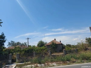 Casă de vânzare  - imagine 2