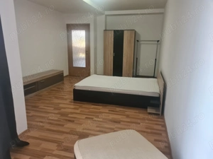 Închiriez apartament cu 2 dormitoare, living si bucătărie, baie, parcare subterana!