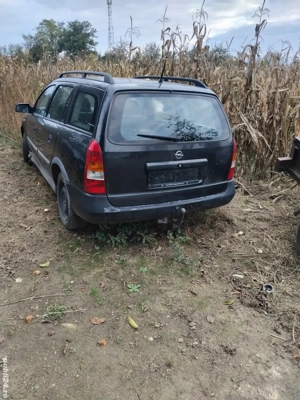 dezmembrez opel astra