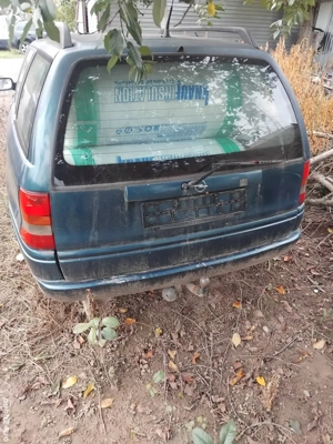 dezmembrez opel astra - imagine 5