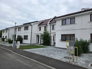  Duplex premium în zona Mehala   confort urban într-un cartier privat de case