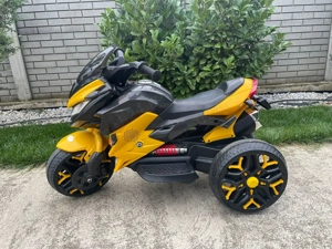 Vand Motocicleta electrica cu 2 motoare, pentru copii 