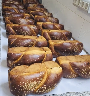 ANGAJĂM BRUTAR  sau Patiser cu experiență!