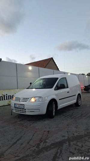 vând Volkswagen caddy!!