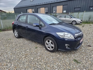 Toyota auris hybrid 1.8, cutie automata