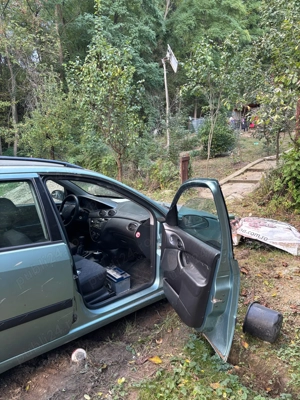 Dezmembrez ford focus 1.8 DDCI - imagine 4