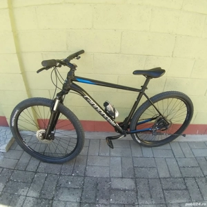 Vând bicicletă Cannondale 29