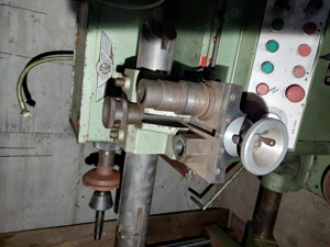 Masina de rectificat tamburi frână camioane 