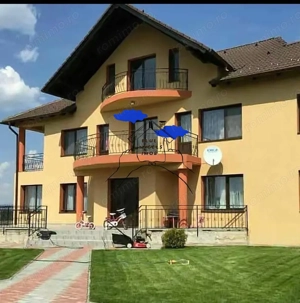 Casa PET FRIENDLY de închiriat în Sânpetru, zona Primaverii