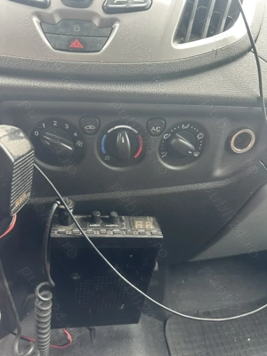 Ford Transit 2.2  - imagine 6 Ford Transit 2.2  - imagine 6