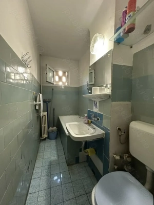 Agentia imobiliara VIGAFON vinde apartament 3 camere Malu Rosu - imagine 11 Agentia imobiliara VIGAFON vinde apartament 3 camere Malu Rosu - imagine 11