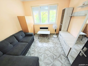 Vand garsonieră în Hunedoara, zonă centrală, lângă pietonala Corvin, etaj 1, 23.900 euro neg - imagine 2