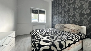 Mic, modern și primitor – locul perfect pentru un nou început! - imagine 14