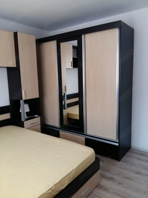 Apartament 2 camre semidecomandat mobilat-utilat - imagine 2