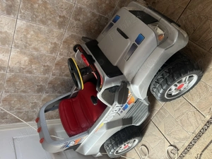 Mașinuța electrica