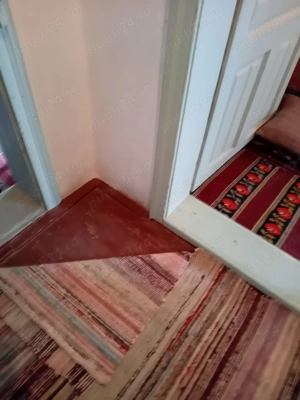 Casă bătrânească de vânzare  - imagine 3 Casă bătrânească de vânzare  - imagine 3