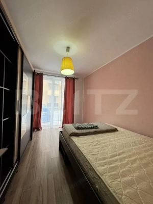 Apartament cu 3 camere, 73 mp, decomandat, bloc nou, zona Porii - imagine 4