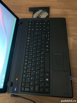 Laptop Acer display 15,6 led,1000gb memorie,4gb ram ddr3,Windows perfect functional cu incarcator. - imagine 2