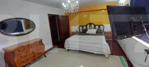 Vilă modernă 440 mp, piscină, 9 camere, tip Pensiune - Dumbrăvița - imagine 3