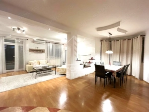 Casa individuala cu 6 camere, 3 bai, garaj, teren 500 mp si 2 fronturi