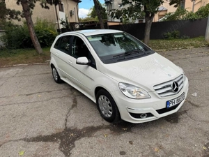 Mercedes 2010 EURO 5 benzina 140000 Km unic proprietar în RO