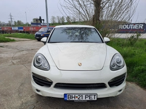 Porshe hibrid - imagine 3