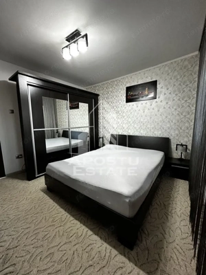 Apartament cu 2 camere, 2 bai, 2 balcoane,decomandat, renovat,Soarelui