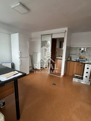 Spațiu comercial de vânzare – Piața Obor, Hunedoara - imagine 2