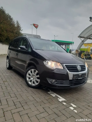 vand volkswagen touran 7 locuri - imagine 4