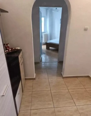 400 euro!Ap 2 cam decomandat in Podul de Fier - imagine 6