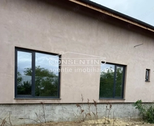 Se vinde imobil la 15 km de oras , in sat Bentu - imagine 9