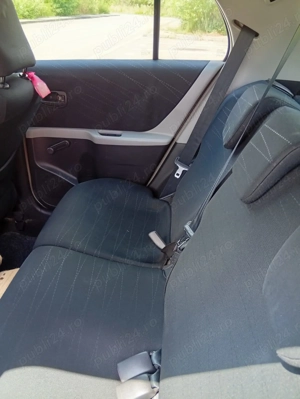 Vand, Toyota Yaris, stare foarte buna! - imagine 8
