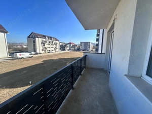 Apartament 3 camere semidecomandat zona Tineretului - imagine 9