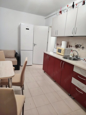 Inchiriez in regim hotelier apartament cu o camera - imagine 2