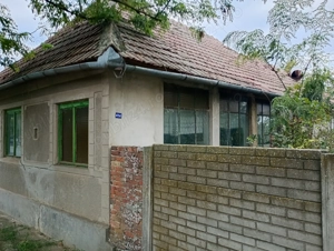 Vând teren plus casă în Ghilad  - imagine 2 Vând teren plus casă în Ghilad  - imagine 2