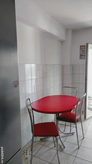 Închiriez apartament 3 camere