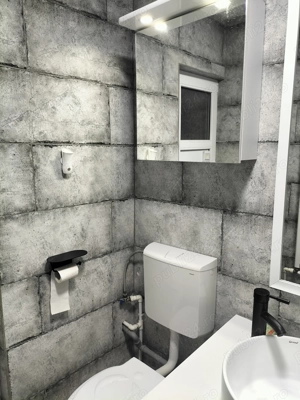 Vând apartament 55 mp - parter, cu balcon - imagine 3                          Vând apartament 55 mp - parter, cu balcon - imagine 3