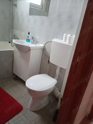 Inchiriez apartament 2 camere ultracentral mobilat,utilat, termen lung sau regim hotelier - imagine 2