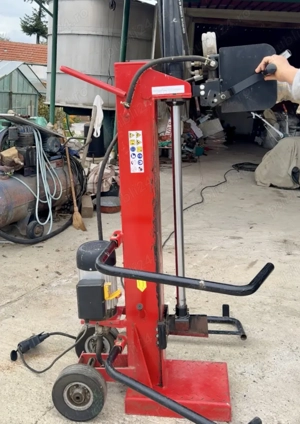 Despicator de bușteni Breckner Germany DB 12-104-VM   12 tone