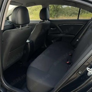 Vand TOYOTA AVENSIS 2010 2.0 Diesel-manuala - imagine 8 Vand TOYOTA AVENSIS 2010 2.0 Diesel-manuala - imagine 8