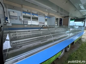 Autorulota Renault Mascott, vitrina frigorifica retractabila 